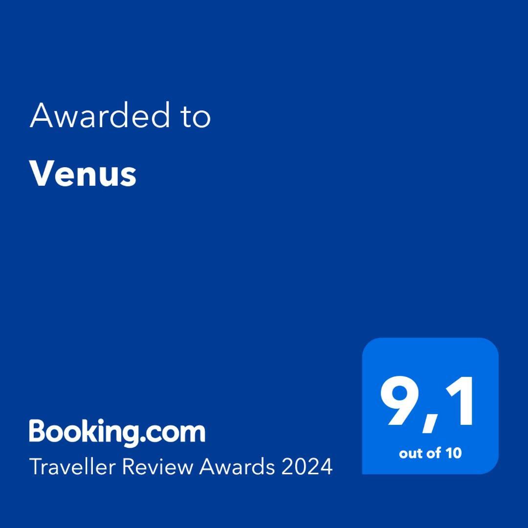 圣康坦Venus公寓 外观 照片